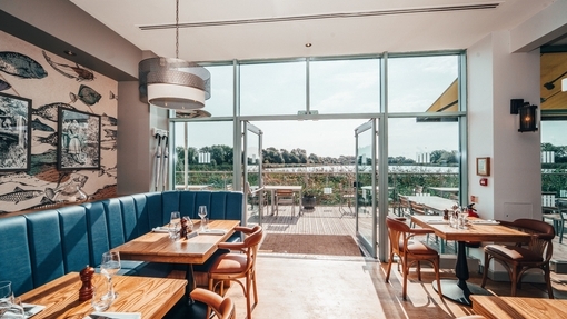 The lakeside vista at The Old Boathouse pub