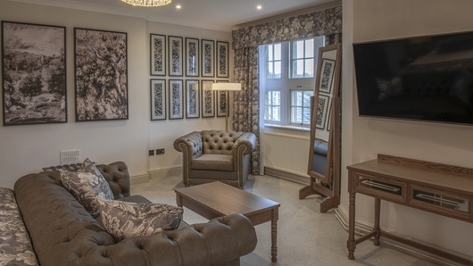 Cranage suite