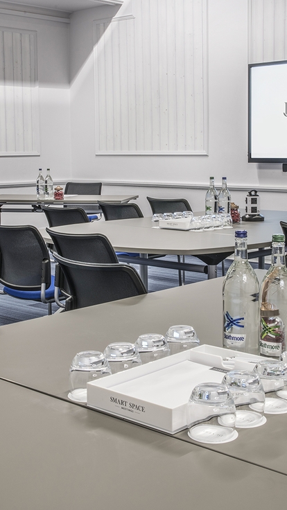 Grand Connaught meeting room