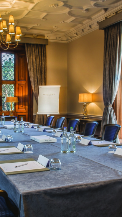 Cheyne meeting room at De Vere Latimer Estate