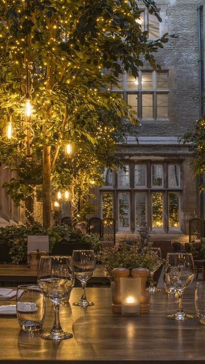 The Atrium Bar at De Vere Tortworth Court