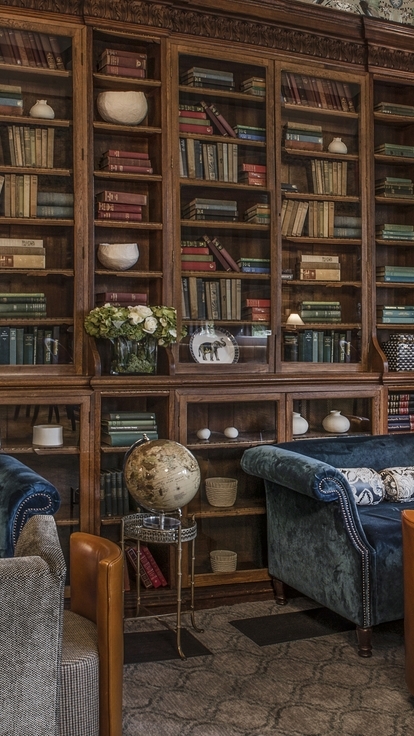 The Library Bar at De Vere Tortworth Court