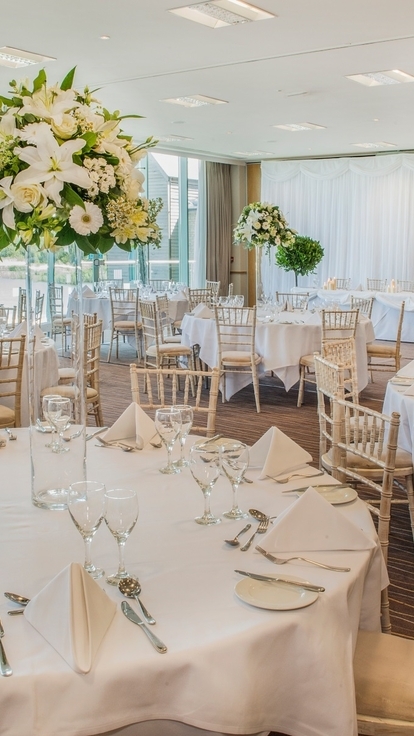 Weddings at De Vere Cotswold Water Park