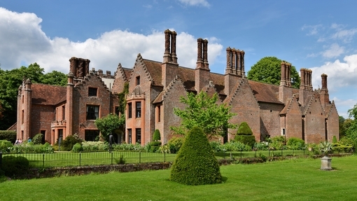 Chenies manor