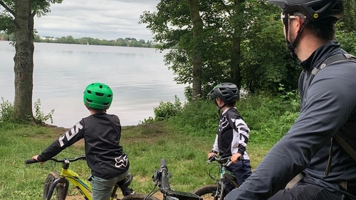 Family cycling cotswolds sales