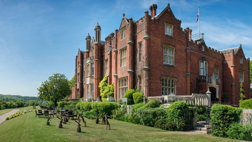 LAT_EXTERIOR_MOBILE_CROP