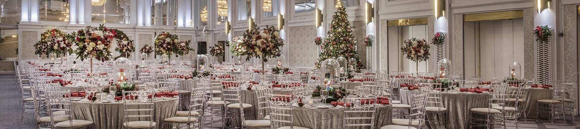 Great Hall Xmas low focal point